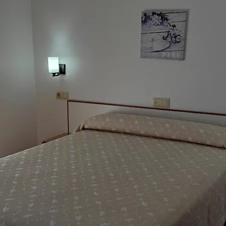 Hotel Grove *